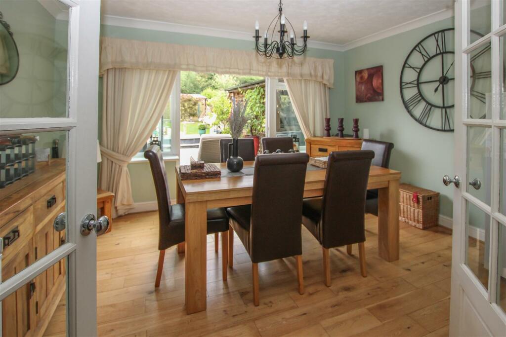 Additional image 16 of Honeypot Lane, Brentwood