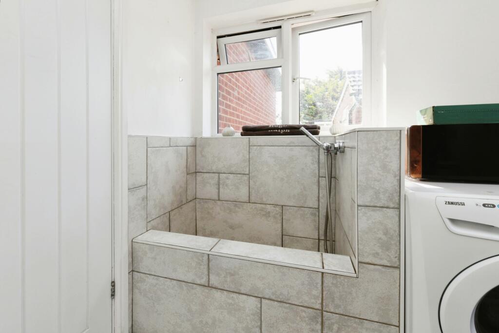 Additional image 7 of Mountview Crescent, SOUTHMINSTER, Essex, CM0