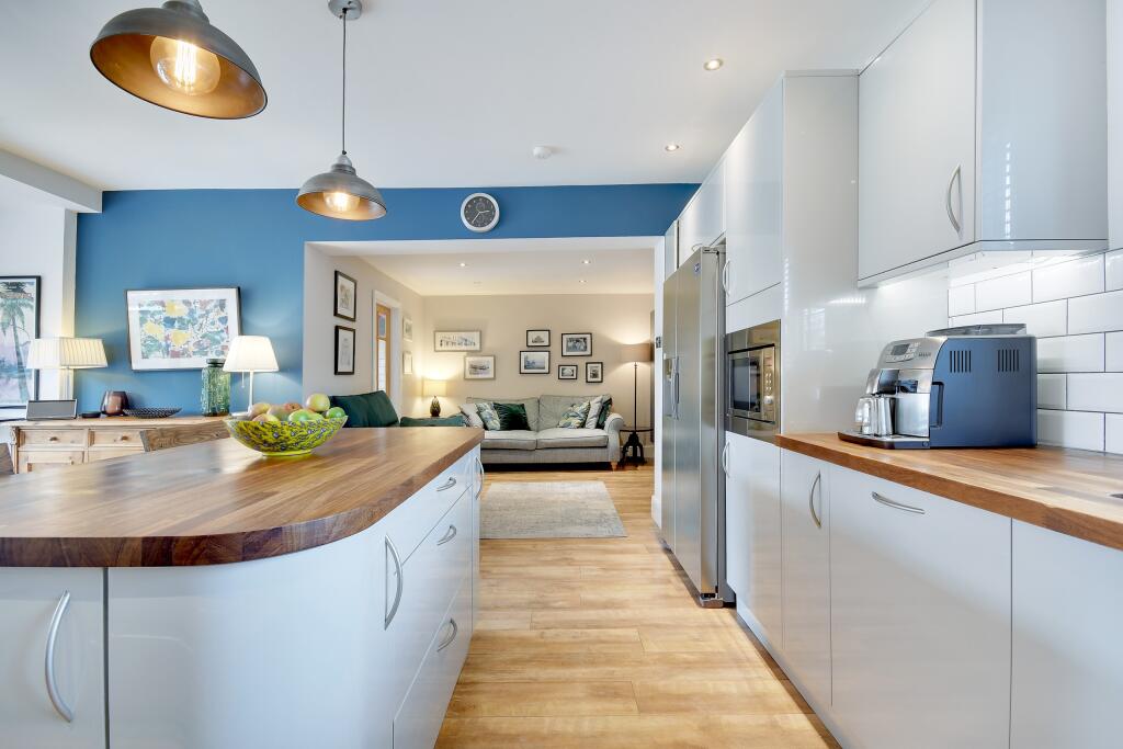 Additional image 4 of Beehive Lane, Chelmsford
