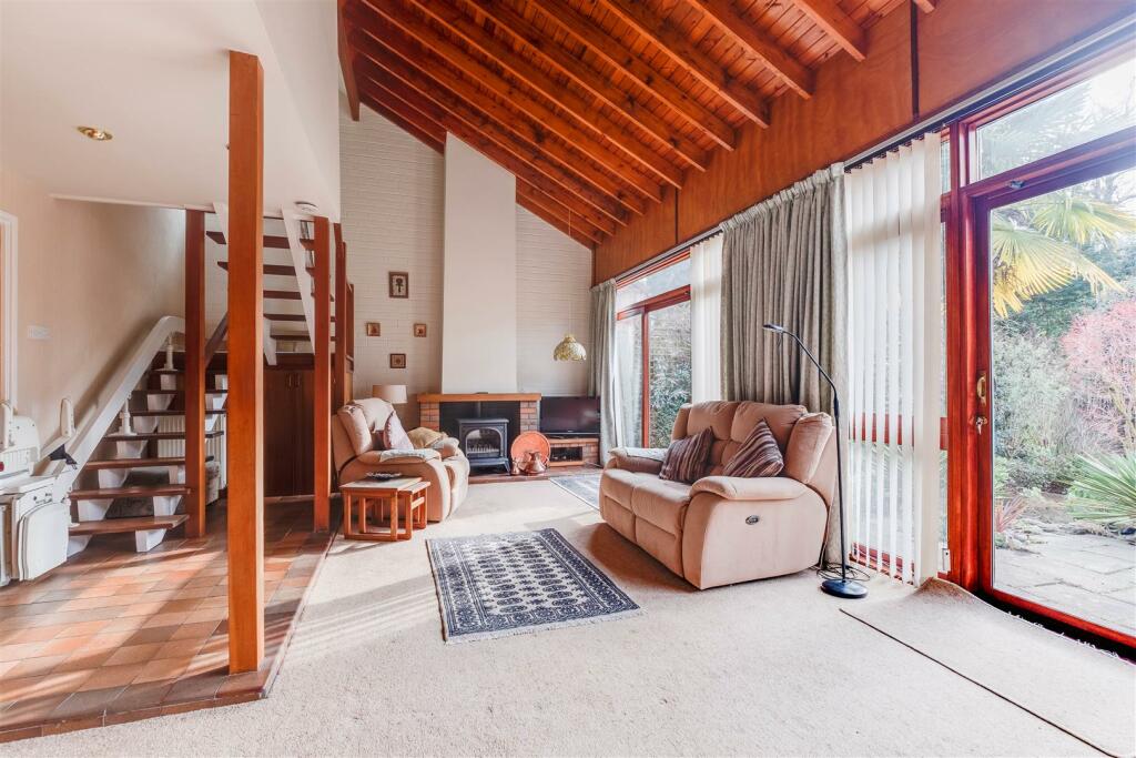 Additional image 23 of Wood Lane, Parkgate, Neston