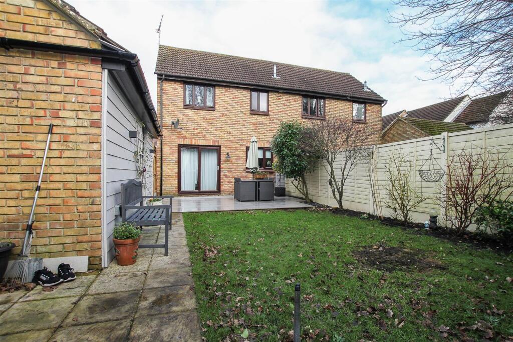 Additional image 17 of The Finchingfields, Kelvedon Hatch, Brentwood