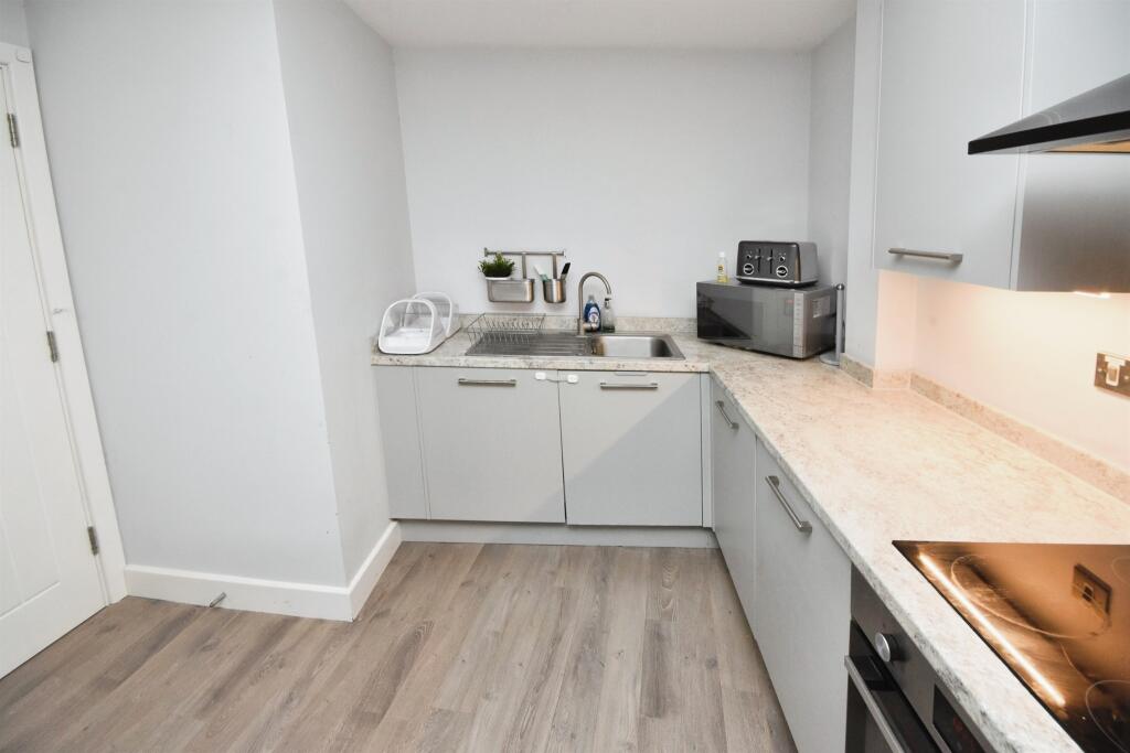 Additional image 5 of High Street, Braintree