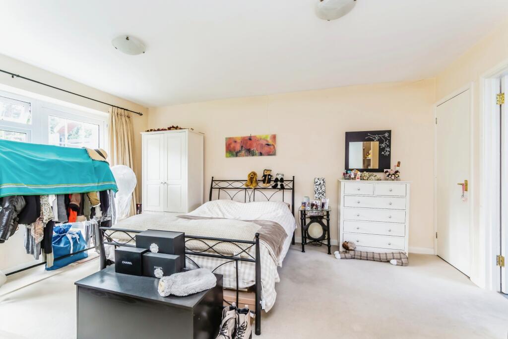 Additional image 12 of Crozier Drive, South Croydon, Surrey, CR2