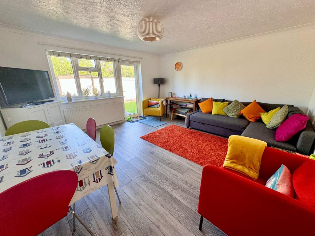 Additional image 2 of Woodberry Way, Walton on the Naze, CO14