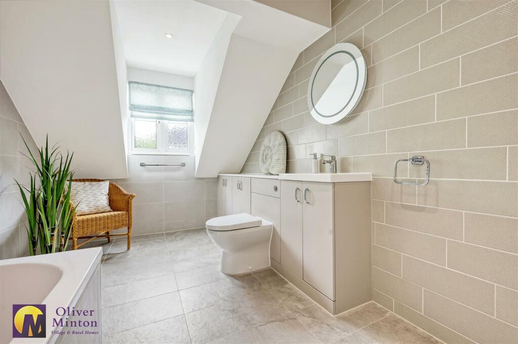 Additional image 44 of Little Brook Road, Roydon