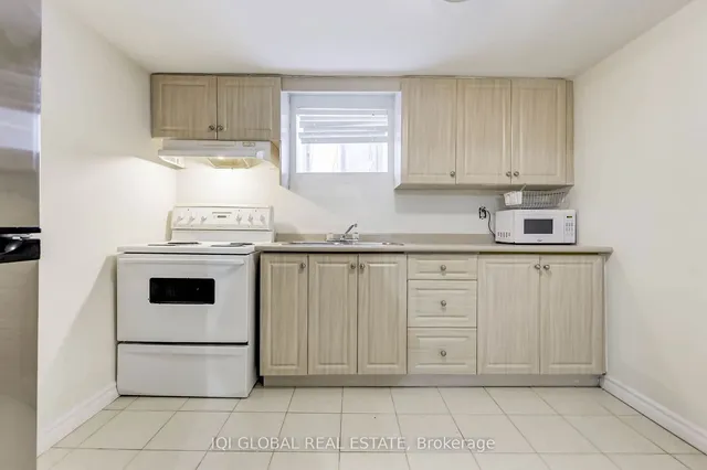 Additional image 18 of 226 Patricia Ave