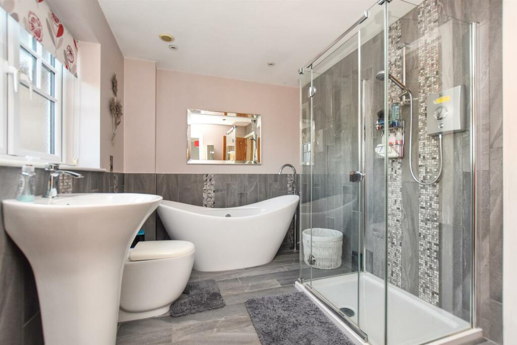 Additional image 27 of The Avenue, North Fambridge