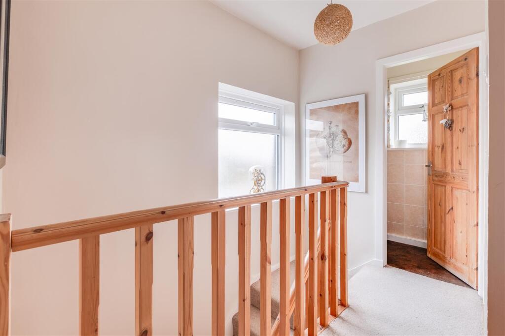 Additional image 18 of The Quillet, Neston