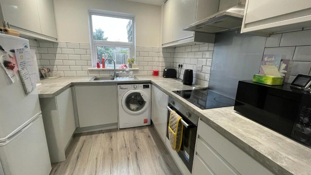 Additional image 2 of Penrice Close, Colchester, Essex, CO4