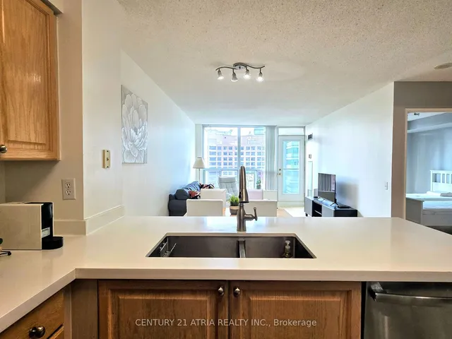 Additional image 18 of 750 Bay St Unit 1806