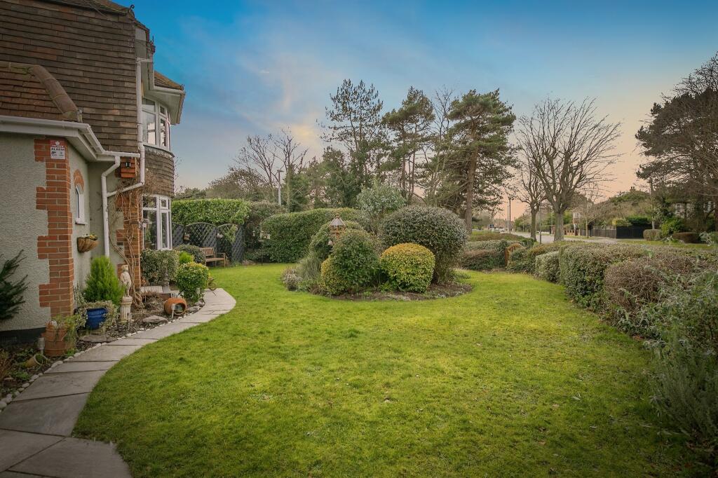 Additional image 3 of Albany Gardens East, CLACTON-ON-SEA