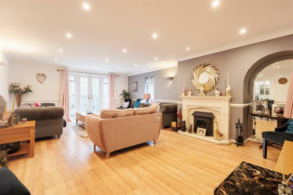 Additional image 9 of Lower Swaines, Epping