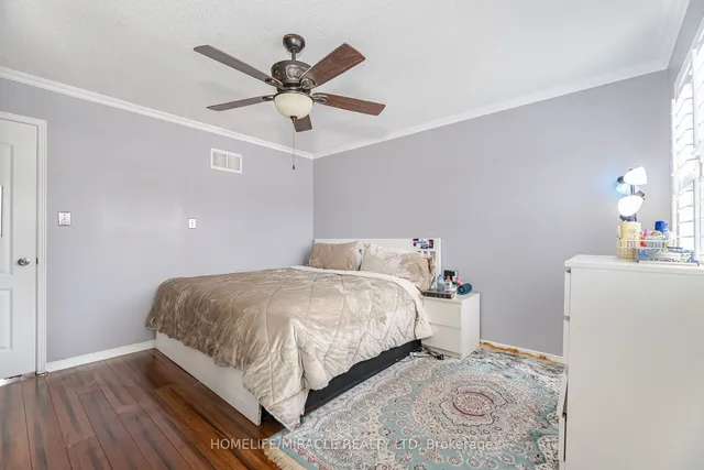 Additional image 20 of 21 Roadmaster Lane