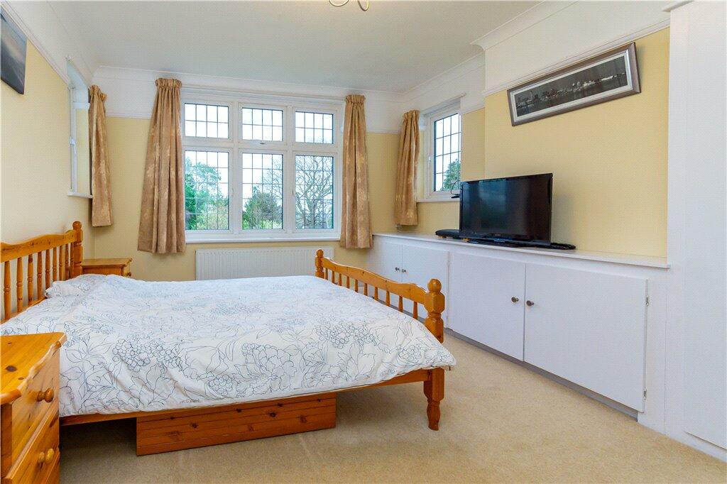 Additional image 23 of Fitzjames Avenue, Croydon, CR0