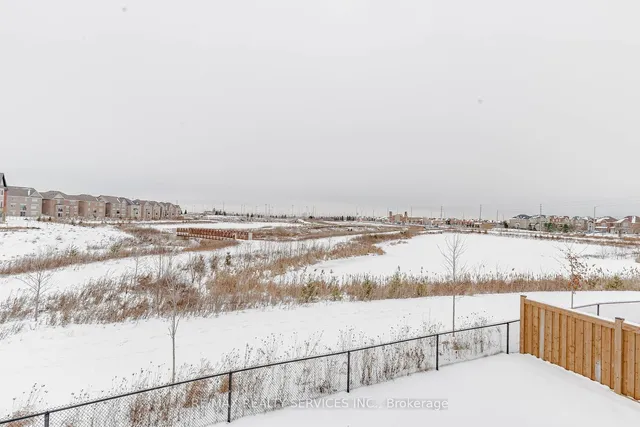Additional image 21 of 48 Puffin Cres