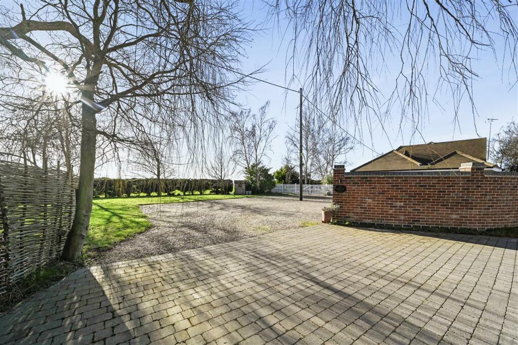 Additional image 4 of Holly Tree Cottage, Great Holland