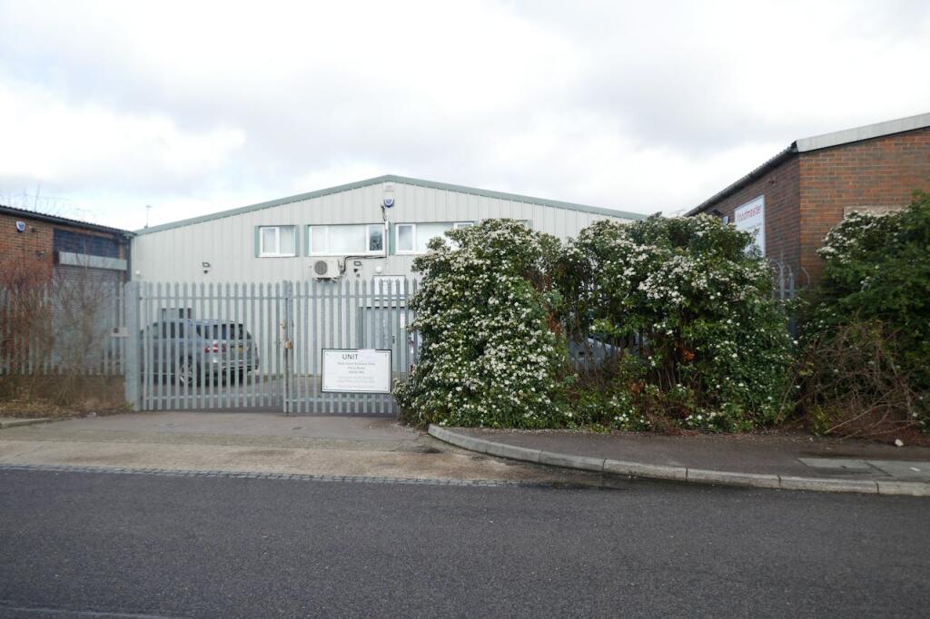 Primary image of 1-4 New Court Business Park, Perry Road, Harlow, CM18 7NS