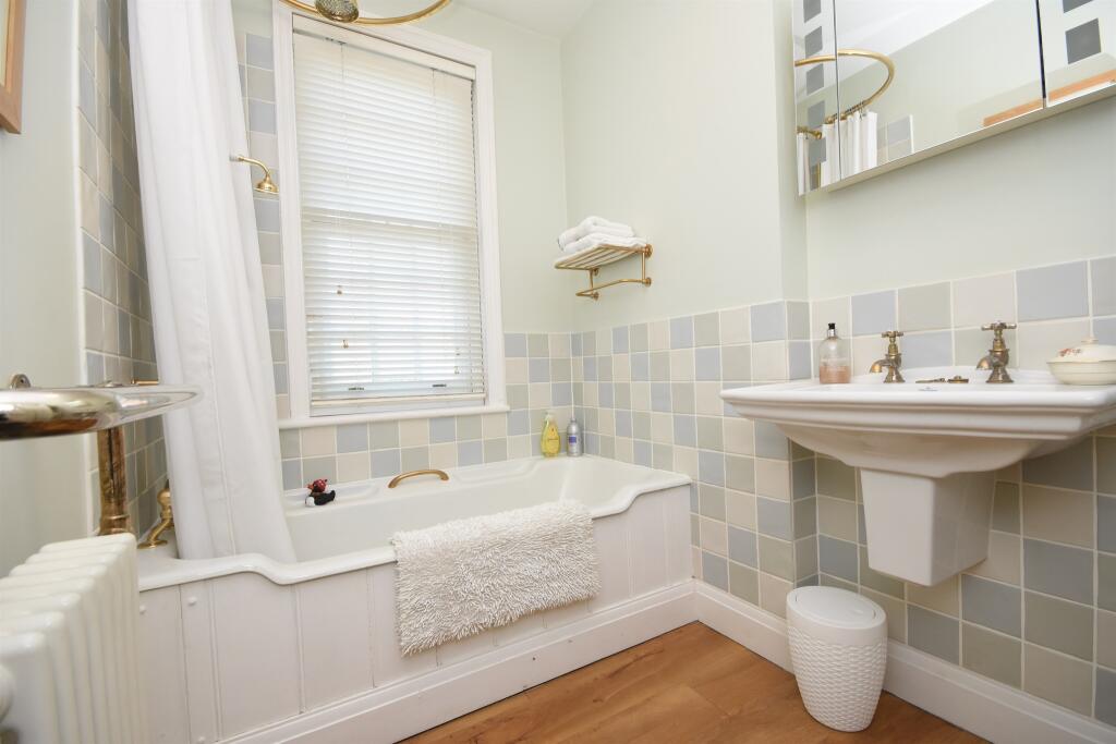 Additional image 20 of London Road, Braintree