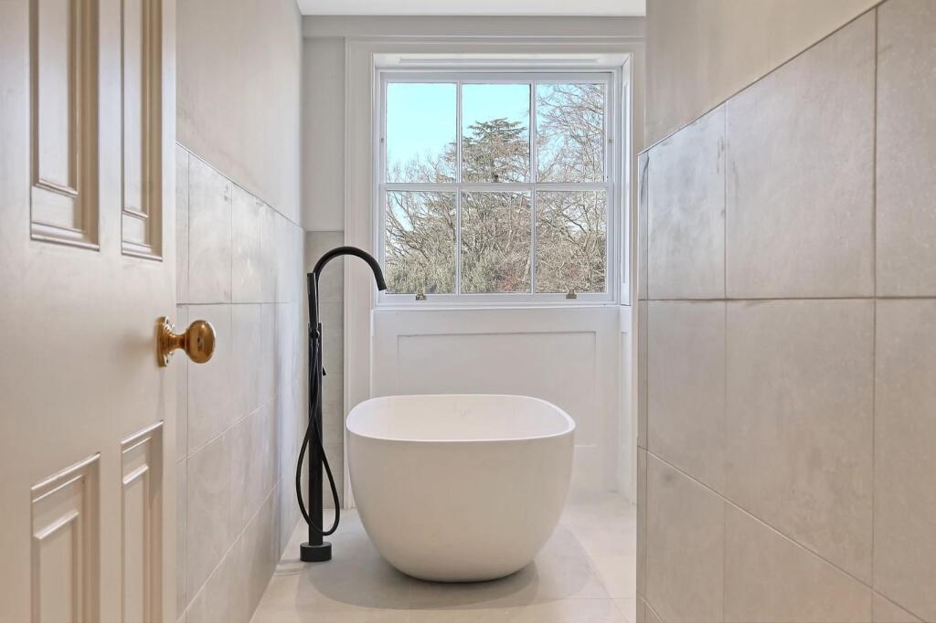 Additional image 9 of Brizes Park, Kelvedon Hatch