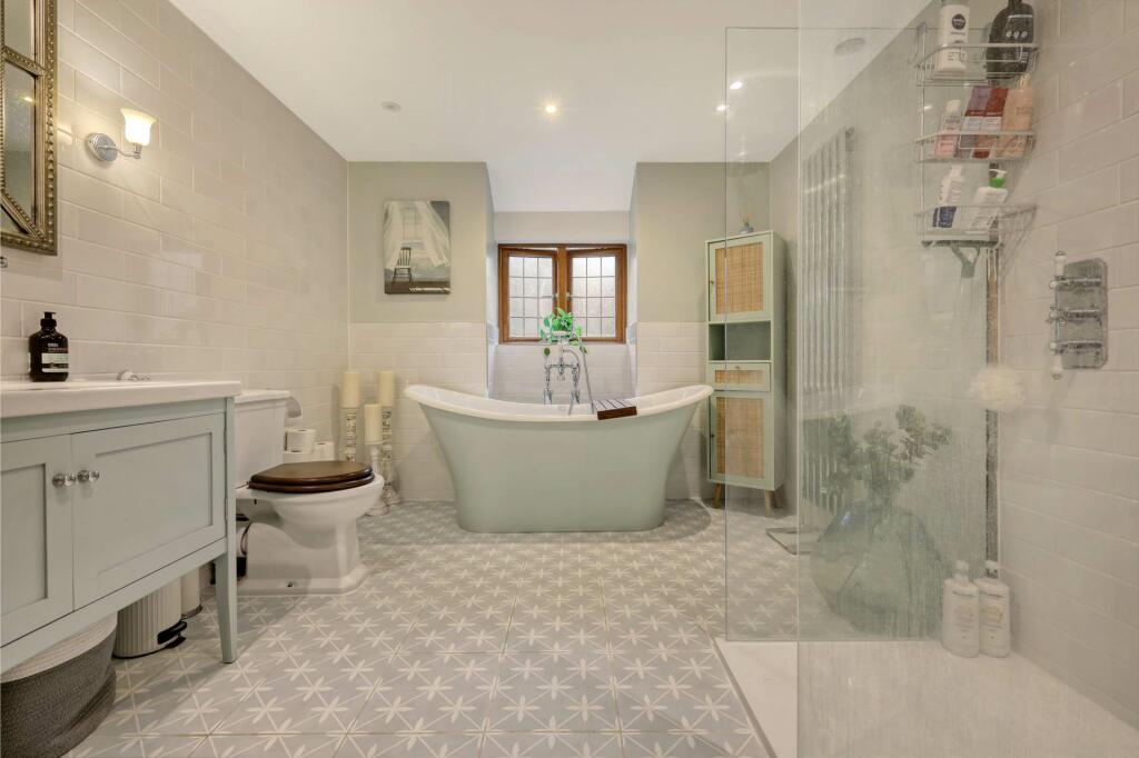 Additional image 8 of Park Lane, Herongate