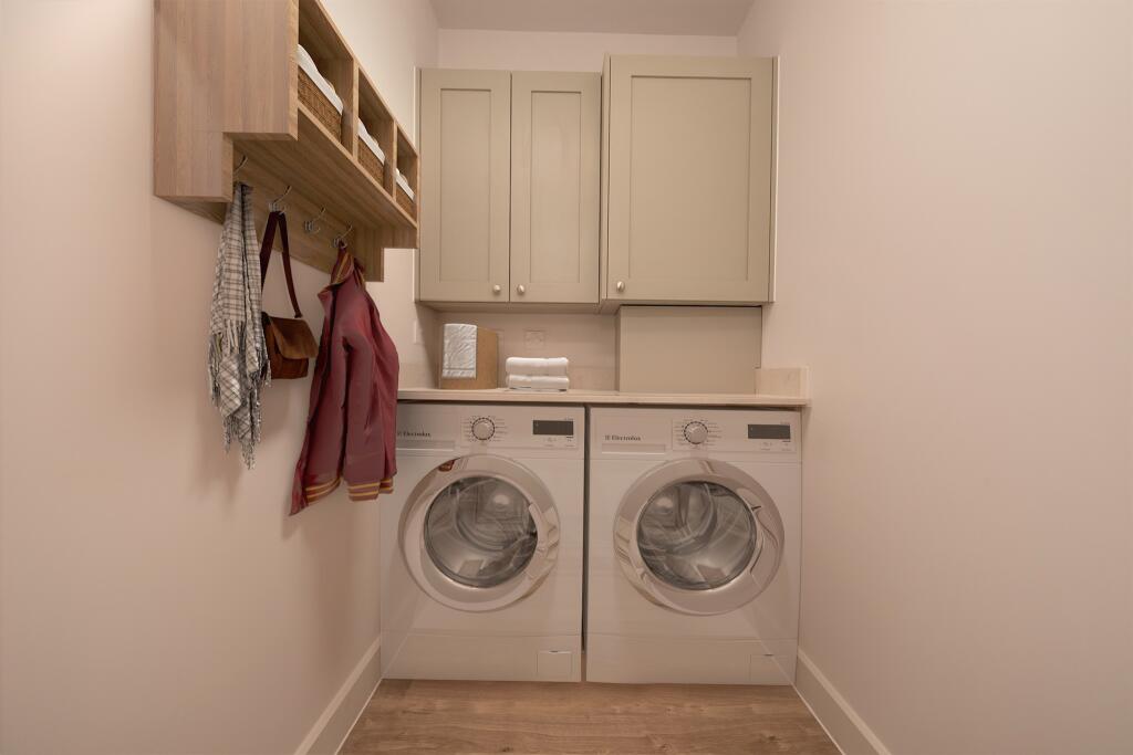 Additional image 9 of Manningtree Park, Mistley, Manningtree