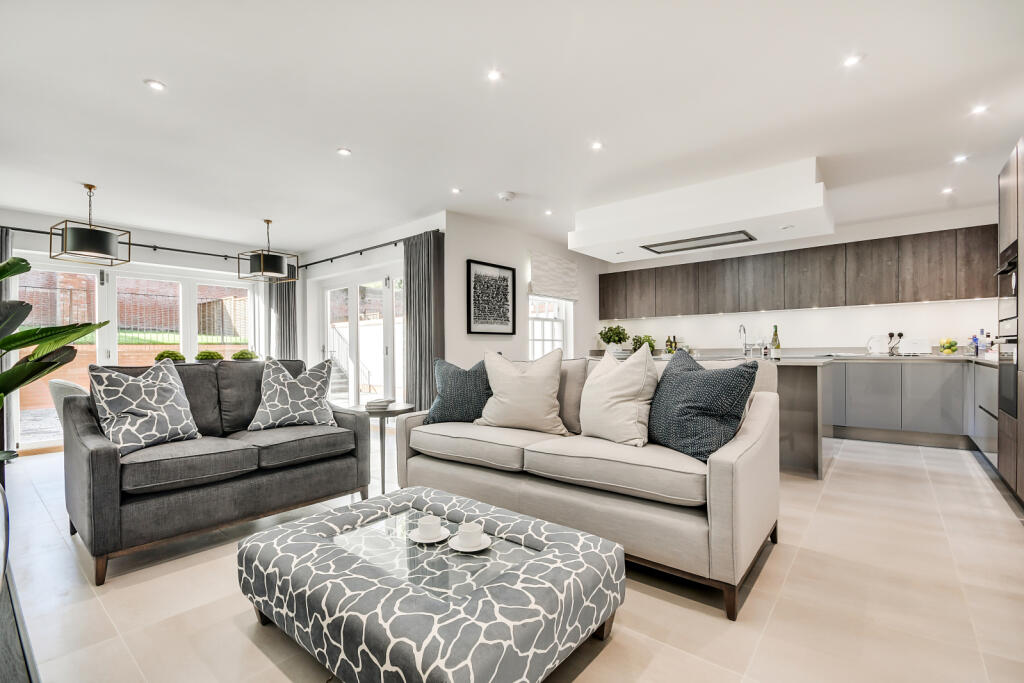 Additional image 6 of 15 Boyles Court, Dark Lane,, CM14