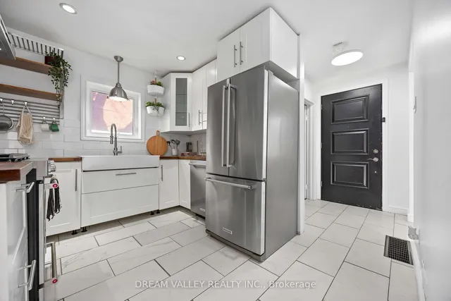 Additional image 20 of 74 Rosemount Dr