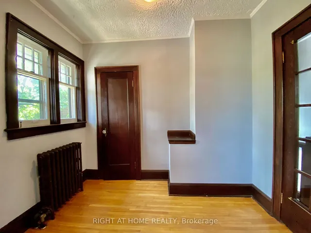 Additional image 35 of 1196 Avenue Rd