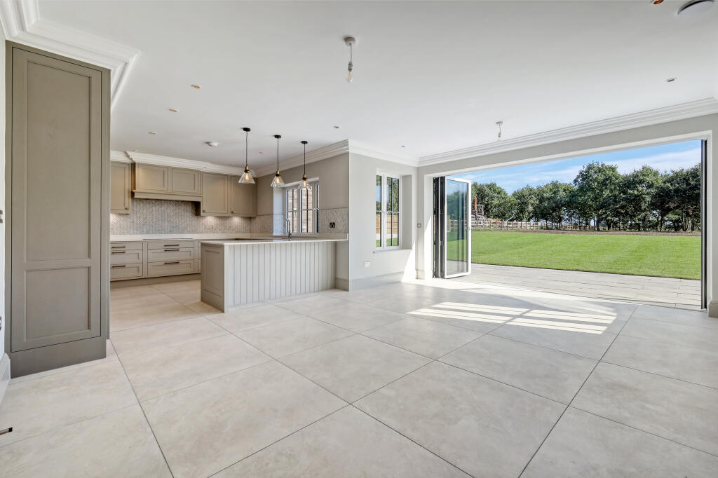 Additional image 10 of The Sandringham, Brambles Close, Felsted