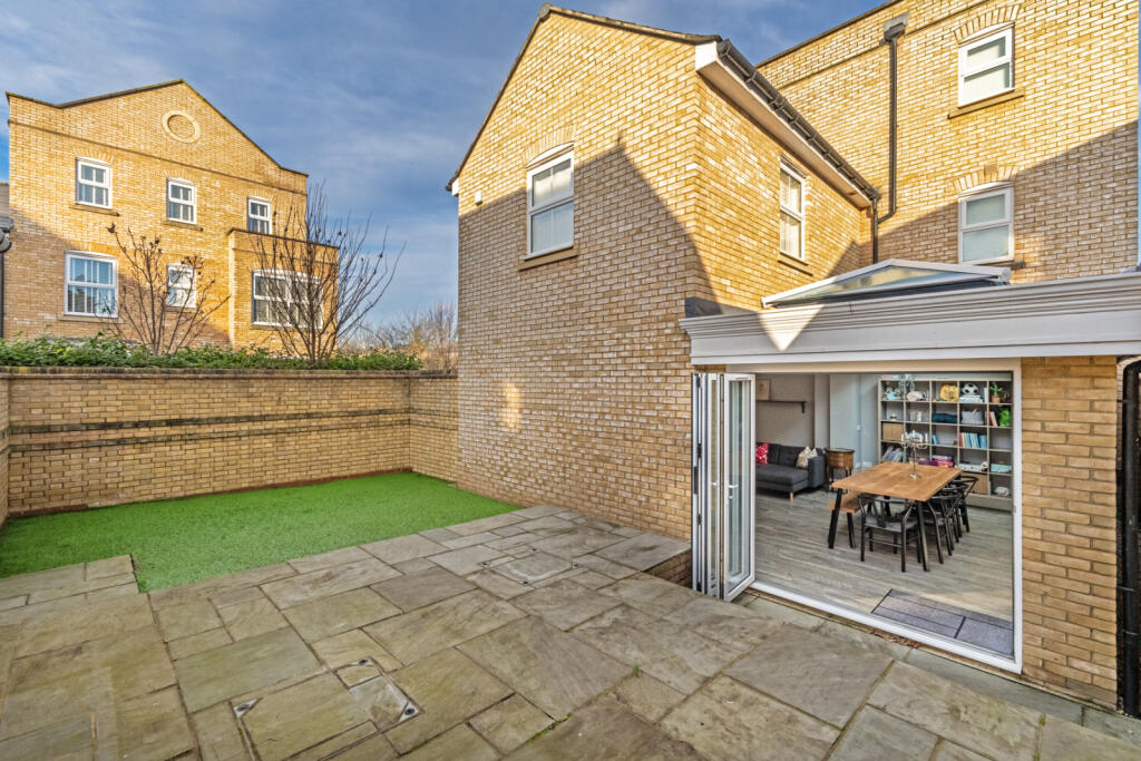 Additional image 21 of Banks Lane, Stansted, Essex, CM24