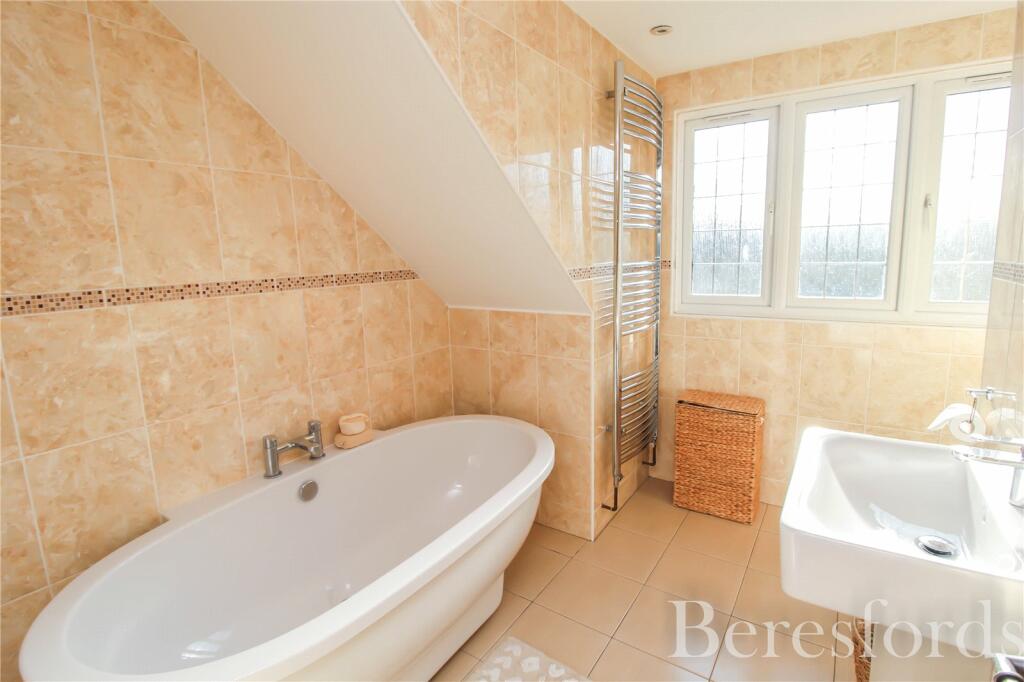 Additional image 6 of Coxtie Green Road, Pilgrims Hatch, CM14