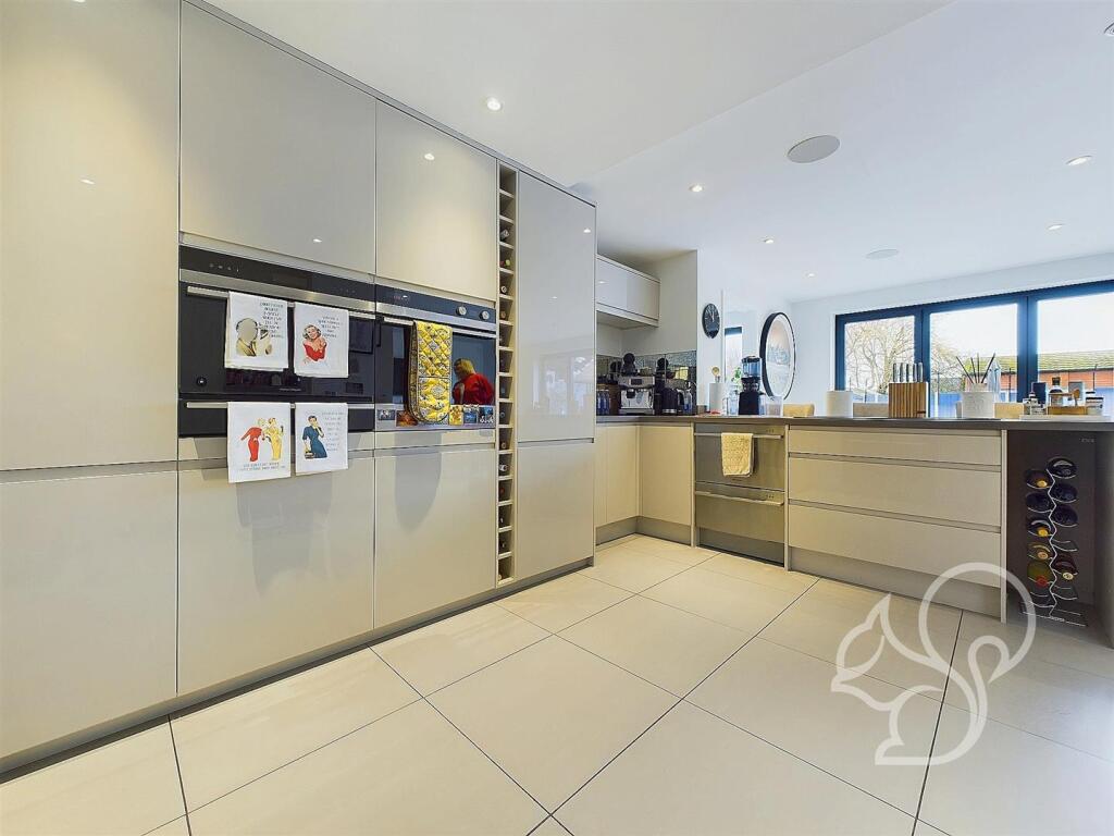 Additional image 9 of High Street, West Mersea