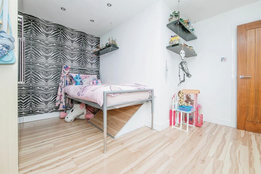 Additional image 13 of Spindle Wood, Highwoods, Colchester