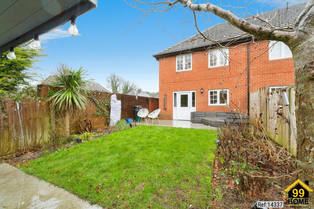 Additional image 7 of Cherrytrees, Coulsdon, CR5