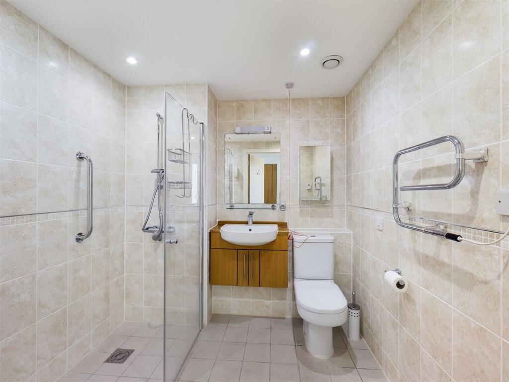 Additional image 7 of Yew Tree Court, Sanderstead Village