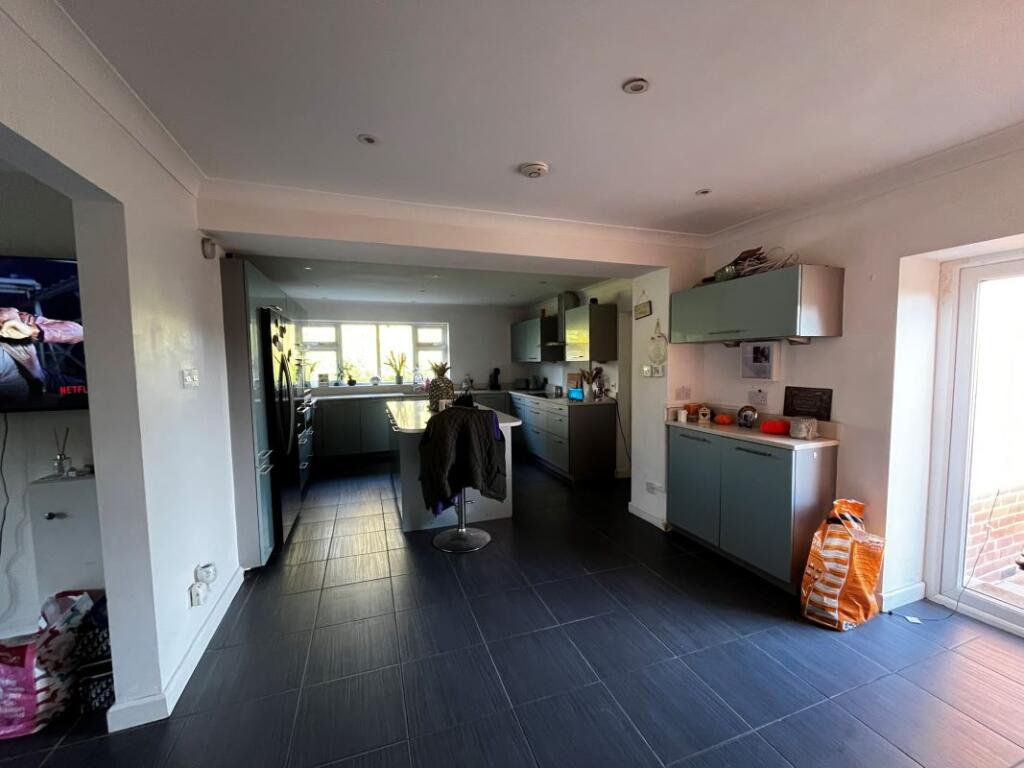 Additional image 10 of Tyelands, Parsonage Lane, Margaretting, Ingatestone, Essex, CM4 9JL