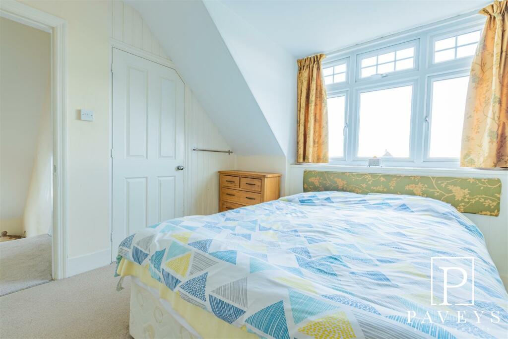 Additional image 18 of Hadleigh Road, Frinton-On-Sea