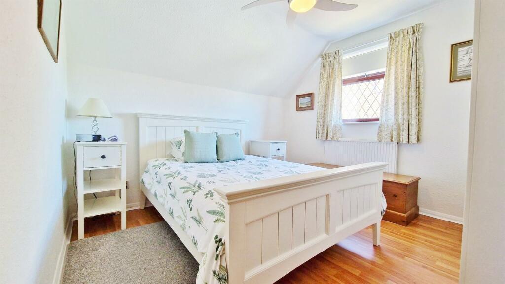 Additional image 19 of Thorns Way, Frinton Homelands