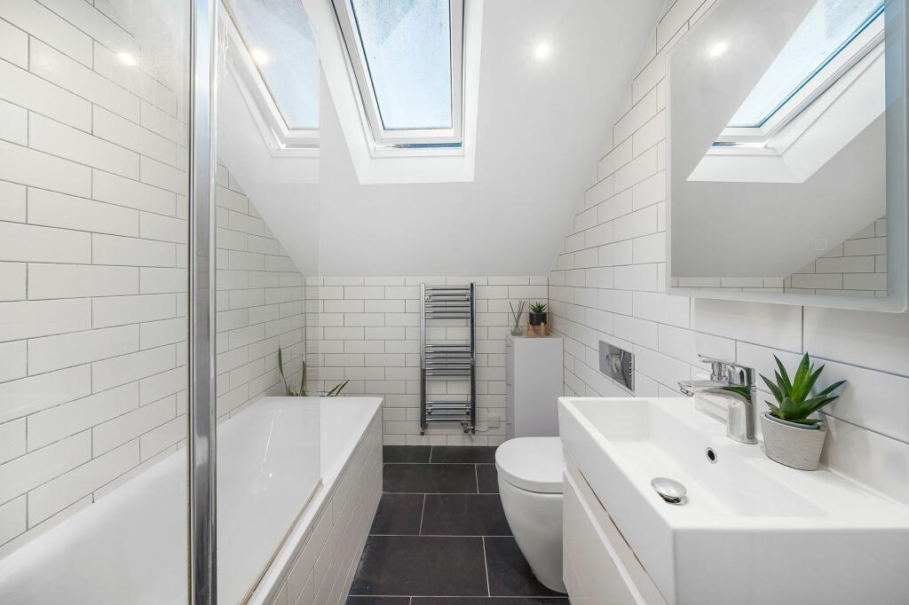 Additional image 10 of Montello Apartments, South Croydon, CR2