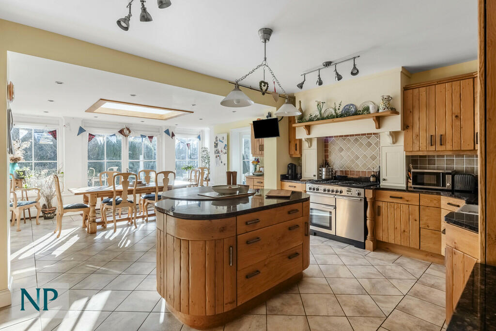 Additional image 4 of Fitzwalter Road, Colchester