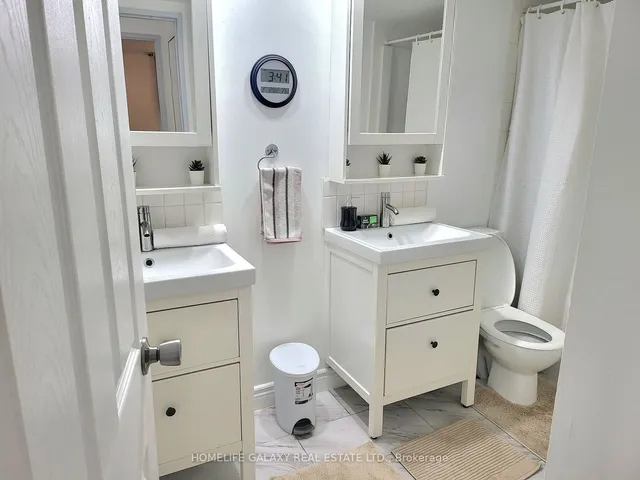 Additional image 27 of 15 Torrance Rd Unit 1210