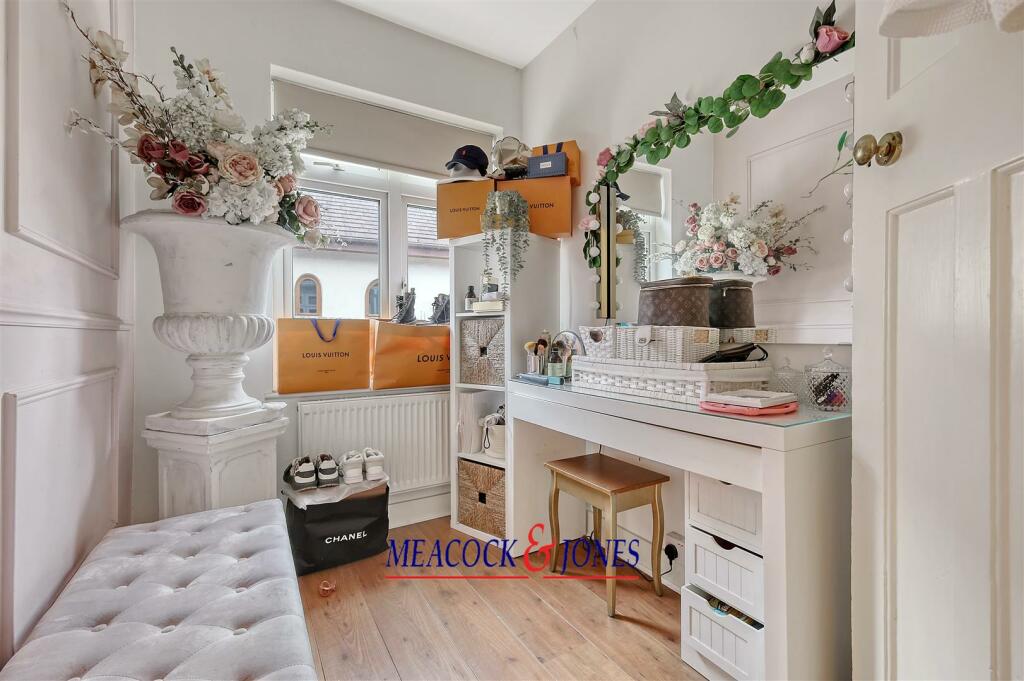 Additional image 16 of Chelmsford Road, Shenfield, Brentwood