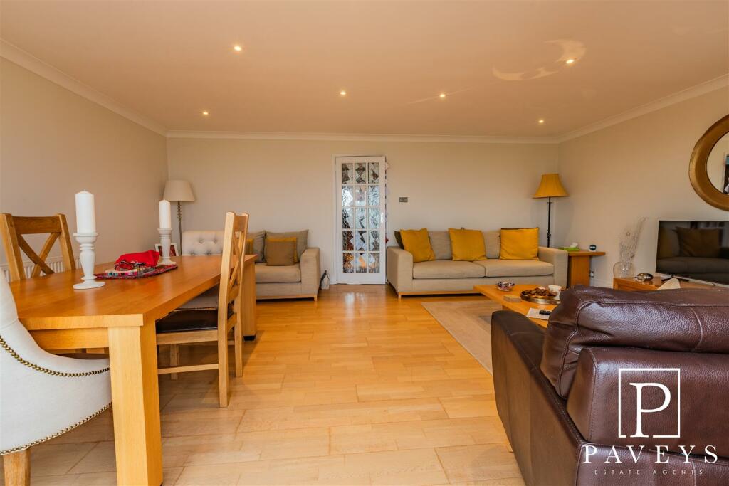 Additional image 6 of Marine Court The Esplanade, Frinton-On-Sea