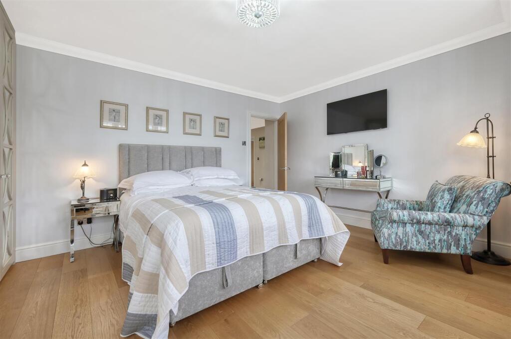 Additional image 15 of Newmans Drive, Hutton Burses