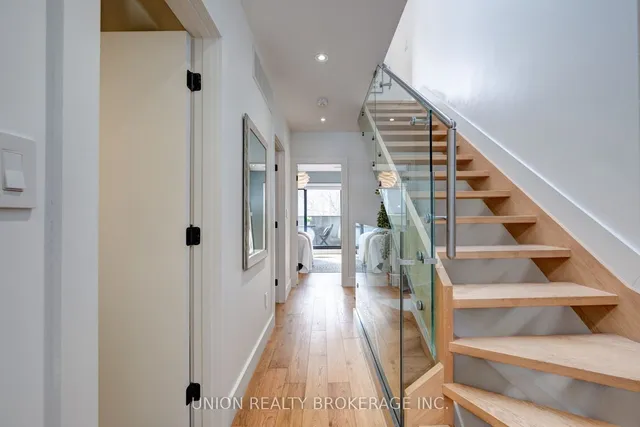 Additional image 11 of 47 Woodfield Rd