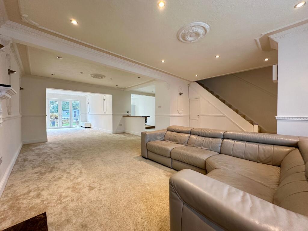 Additional image 6 of Oak Avenue, Crays Hill, CM11