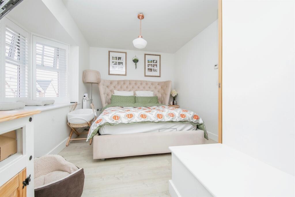 Additional image 10 of Rowhedge Wharf Road, Rowhedge, Colchester