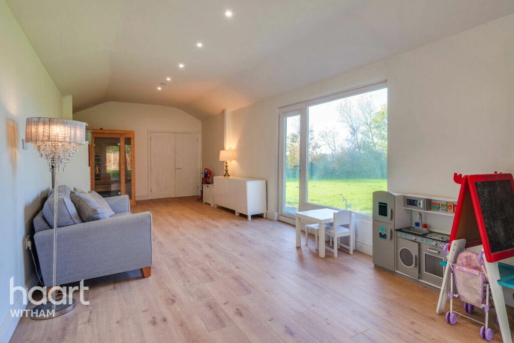 Additional image 24 of Langford Road, Maldon