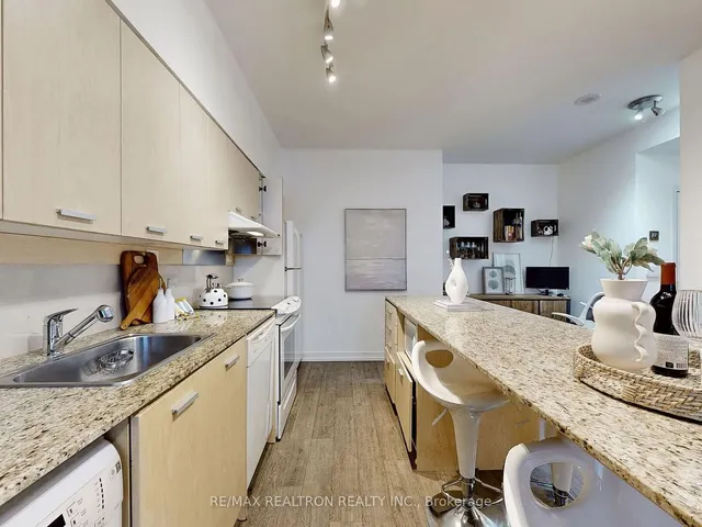 Additional image 18 of 29 Singer Crt Unit Ph07