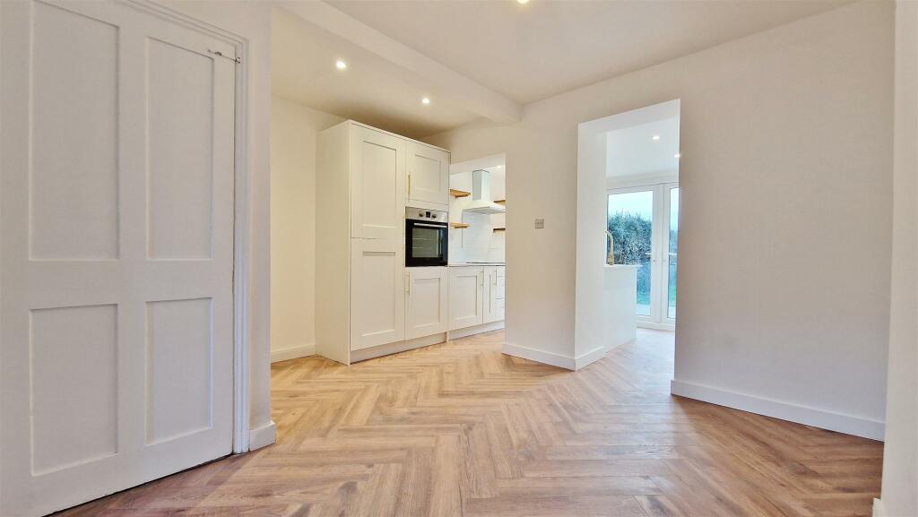 Additional image 10 of Pole Barn Lane, Frinton-On-Sea